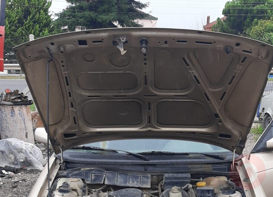 1998 opel astra f station 1.4 8v çıkma ön kaput