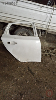 VOLVO V40 SAĞ ARKA KAPI BEYAZ ÇIKMA ORİJİNAL