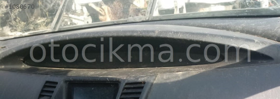 2002 2007 nissan primera tekno çıkma klimotre saati