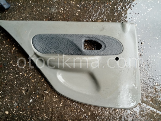 RENAULT CLIO II  SOL ARKA KAPI KARTONU