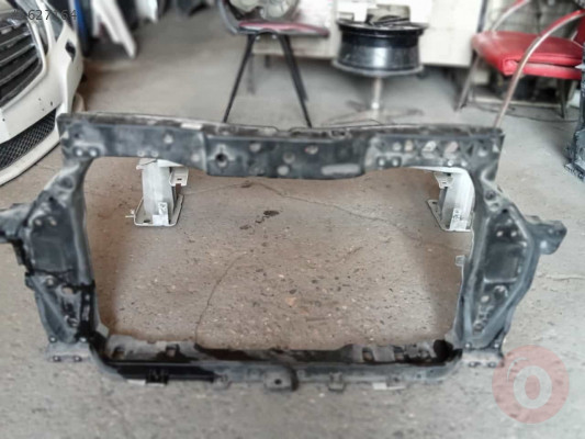 2013 Hyundai i20 ön panel çıkma orjinal