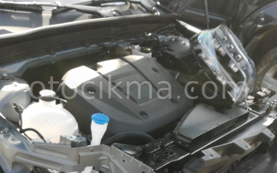 2019 VOLVO XC-40 ÇIKMA MOTOR İÇİ TESİSAT.