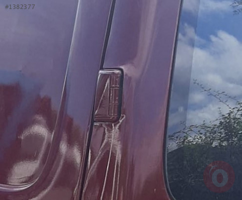 2000 peugeot partner 1.9 dizel çıkma sol bagaj kapak menteşe