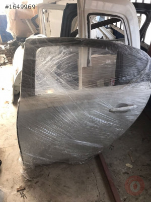 RENAULT LATİTUDE SOL ARKA KAPI BEYAZ HATASIZ DOLU