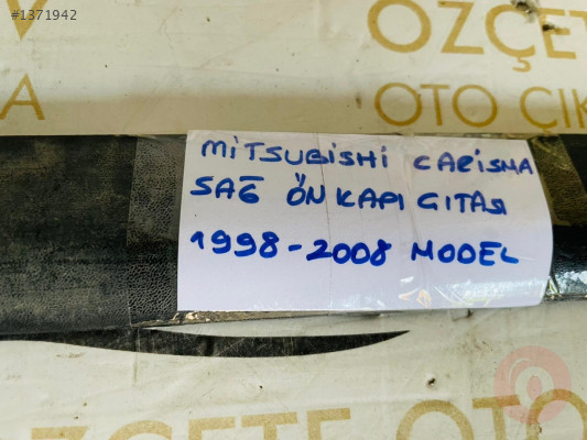 MİTSUBİSHİ CARİZMA SAĞ ÖN KAPI ÇITASI ORİJİNAL ÇIKMA