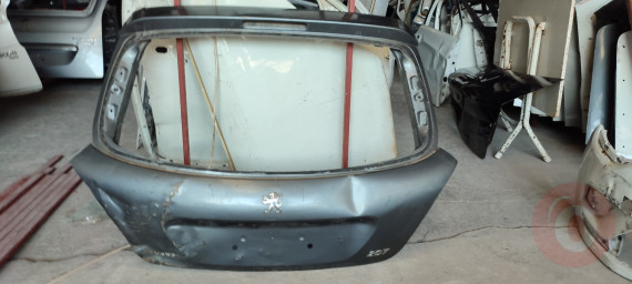 Peugeot 207 arka bagaj kapısı orjinal cikma