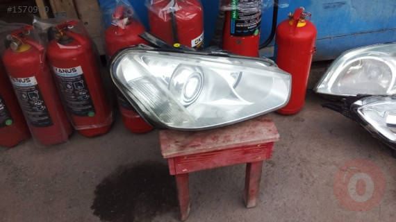 çıkma parça ford c max sağ far