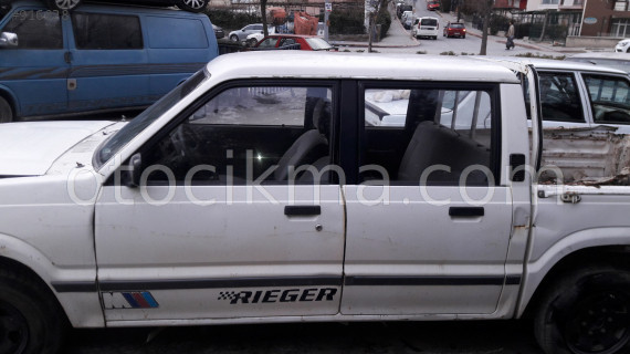 Mazda 2500 e sol ön kapi temiz orijinal