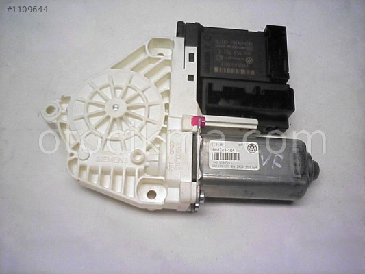 VW GOLF PLUS 05-07 SAĞ ÖN CAM MOTORU 1K0959702L A05