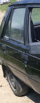 1988 model renault broadway 1.4 çıkma sağ arka kapı