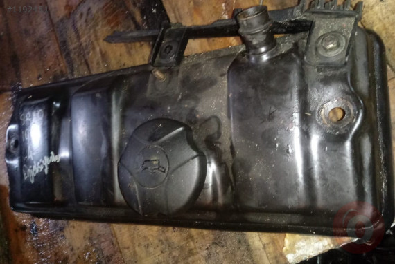 peugeot 106 1.4 vts çıkma külbütör kapağı
