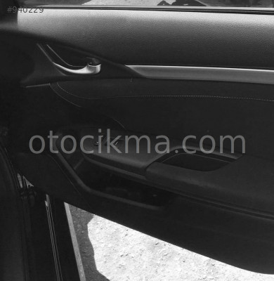 ORJİNAL 2018 HONDA  CİVİC SAĞ KAPI KOLÇAĞI.