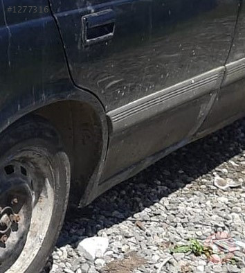 1991 model mazda 929 2.0 çıkma sağ arka kapı bandı