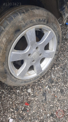 fiat tempra çıkma 15 inç takım çelik jant
