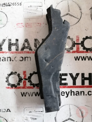 657823714 skoda scala 2020 sağ çamurluk üst kaput köpüğü