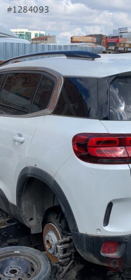 citroen c5 aircorss kesme sol arka çamurluk