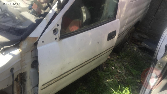 opel combo b kasa çıkma sol ön kapı.