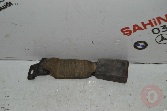 BMW 5 SERİSİ E60 E61 ORTA ALT ARKA KEMER TOKASI