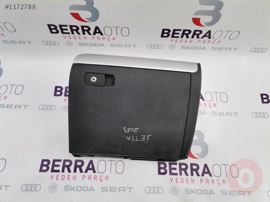 VOLKSAWGEN JETTA TORPİDO KAPAĞI 5C7857097
