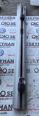 7146025 bmw x5 e70 bagaj sol ray