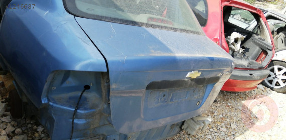 chevrolet kalos çıkma bagaj kapağı komple.