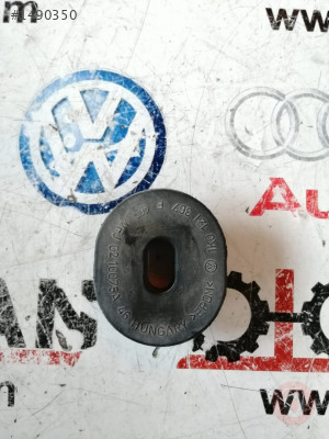 1K0121367F vw golf 5 radyatör alt lastiği