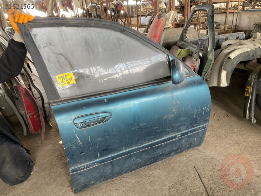 MAZDA 626 SAĞ ÖN KAPI CAM KRİKOSU 1993-1998 MODEL BALON KASA