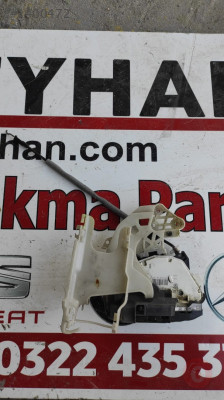 5N1837016E Volkswagen Tiguan ön sağ kapı kilidi