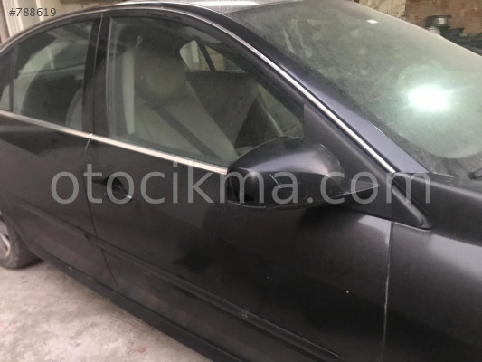 RENAULT LAGUNA3 SAĞ ÖN KAPI DOLU HATASIZ  VE TÜM LAGUNA3 PAR