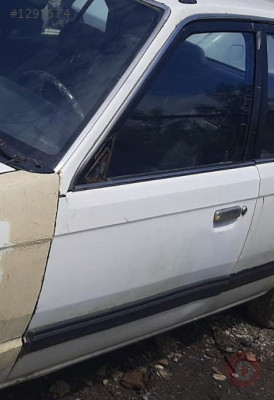 1988 model mazda 323 1.6 çıkma sol ön kapı