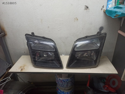 FORD CONNECT SAG SOL FAR SİYAH ÇETİN OTOMOTİV