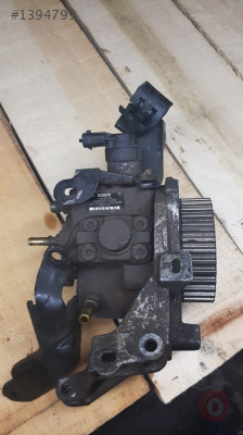 peugeot 1.6 çıkma mazot pompası