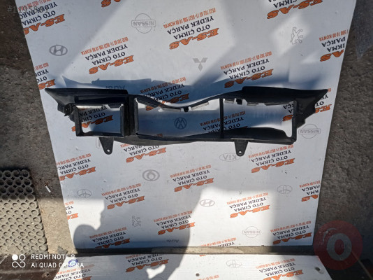 Renault Megane 4 Ön Tampon Hava Kanalı