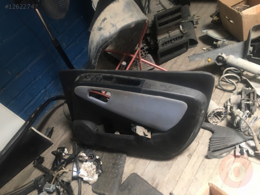 Peugeot bippır sağ ön kapı döşemesi orjinal