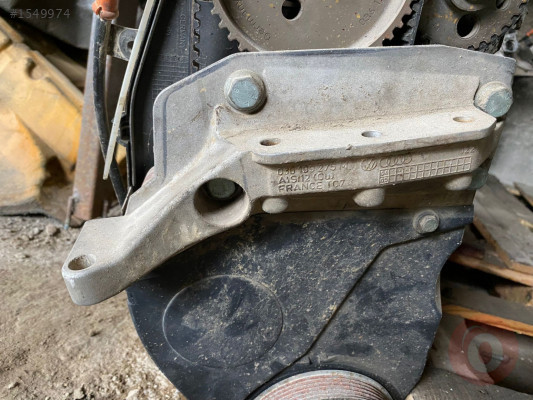 036199275M polo fabia 1.4 bky motor kulağı bağlantı braketi