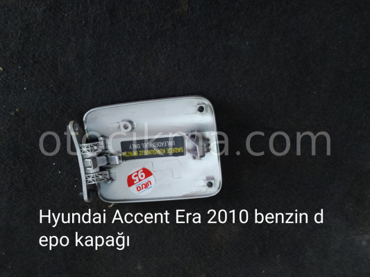 Hyundai Accent Era depo kapağı mevcuttur.