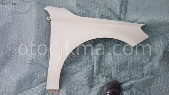 MERCEDES A180 A200 A220 W176 SAĞ ÖN ÇAMURLUK
