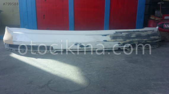 AUDİ Q7 ARKA TAMPON SPOYLERİ ÇIKMA ORJİNAL