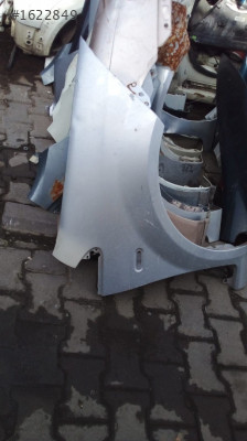 çıkma parça fiat linea sağ ön çamurluk