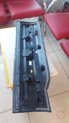 Q7 SAĞ ARKA KAPI BANDI ÇIKMA