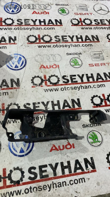 1T0837197 volkswagen caddy sol ön kapı iç açma kolu yuvası