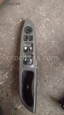 hyundai accent era çıkma sol cam düğme konsol