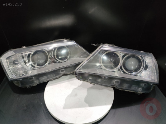 BMW X3 F25 Sağ Sol Far 6002TA0148 6002TA0147