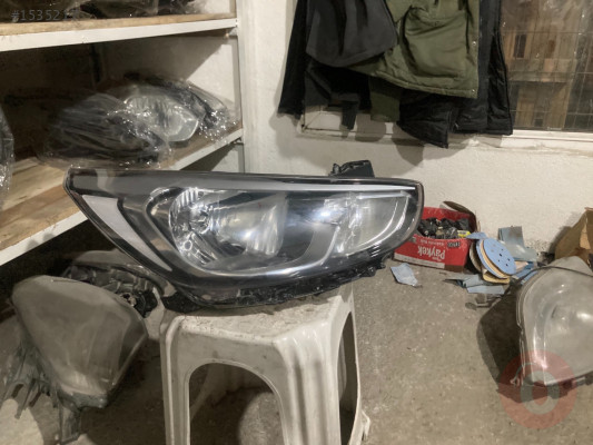HYUNDAİ ACCENT BLUE GRİ KAŞLI SAĞ FAR