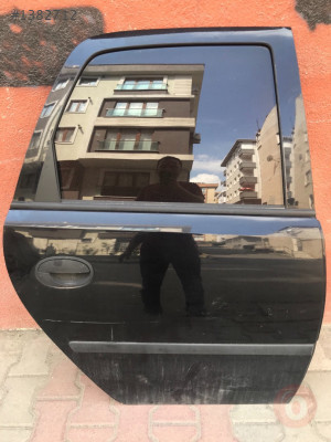 Opel Meriva A sağ arka kapı dolu