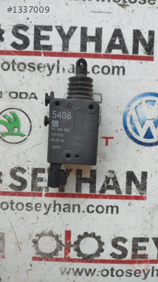 90460062 opel zafira 2003 bagaj kilidi açma motoru