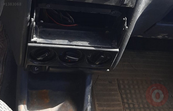 2000 peugeot partner 1.9 çıkma klima kontrol paneli