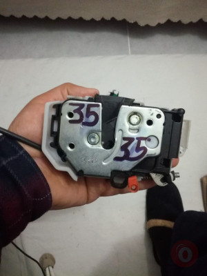 Fiat Doblo 4 sol ön kapı kilidi.