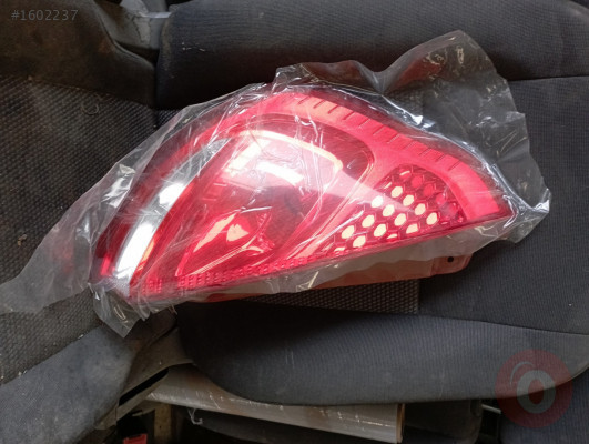 FORD FİESTA ARKA STOP LAMBALARI