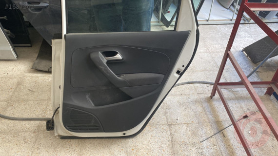 2014 VW POLO SAĞ ÖN VE SAĞ ARKA KAPI HATASIZ ORJ ÇIKMA